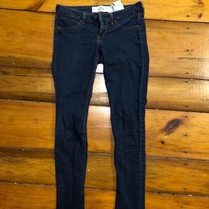 Hollister stretchy skinny
